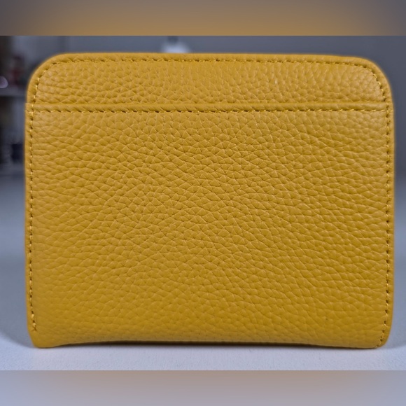 Genuine Leather Wallet w/Coin Purse - Picture 3 of 5